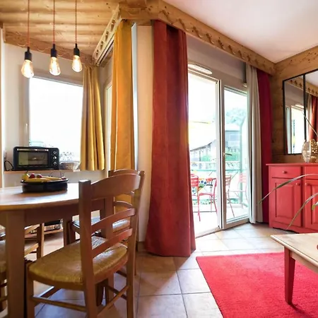 La Carte Postale Apartment *