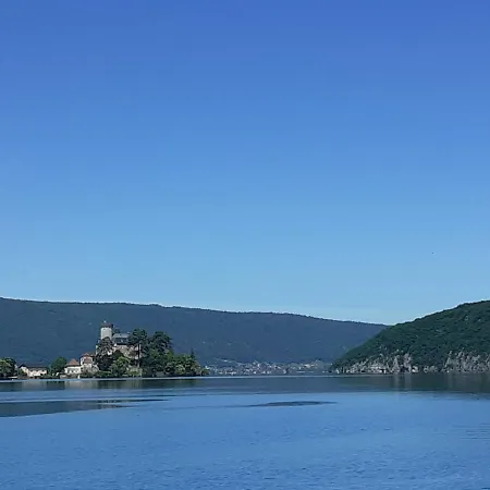 Апартаменты La Carte Postale Дюэн